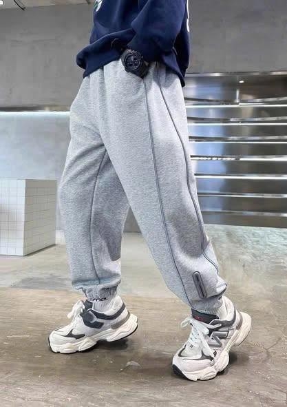 Quần nỉ jogger dòng nhỡ 2 màu xám, đen cho bé trai
