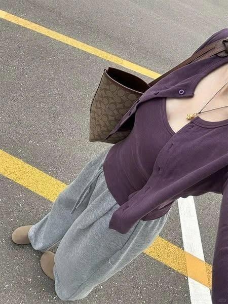 Set áo hai dây + cardigan dài tay màu tím