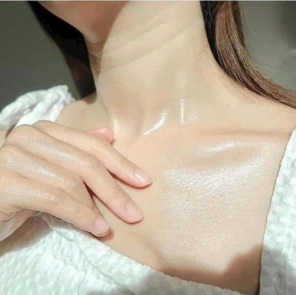 Dầu dưỡng thể body oil Neutrogena 250ml