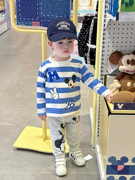 Set 2 bộ dài tay cotton GAP MICKEY tone xanh ghi cho bé trai