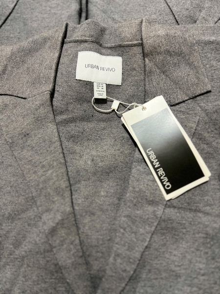 Áo khoác len cardigan vest 2 màu xám, nâu URBAN REVIVO