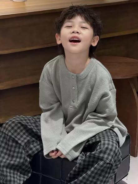 Áo dài tay basic cổ henley 2 màu đen, ghi