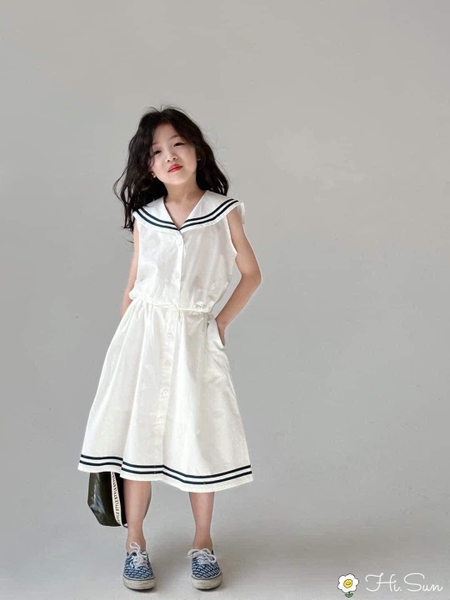 Bộ thuỷ thủ Hi.Sun chất thô Hàn áo sát nách, chân váy suông màu trắng