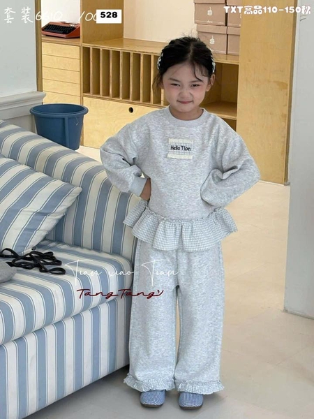 Bộ nỉ Hello Tian dài tay màu ghi mix viền caro