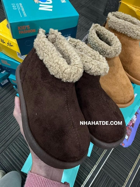 Boot da lộn lót lông hai màu nâu đậm, nâu nhạt cho bé