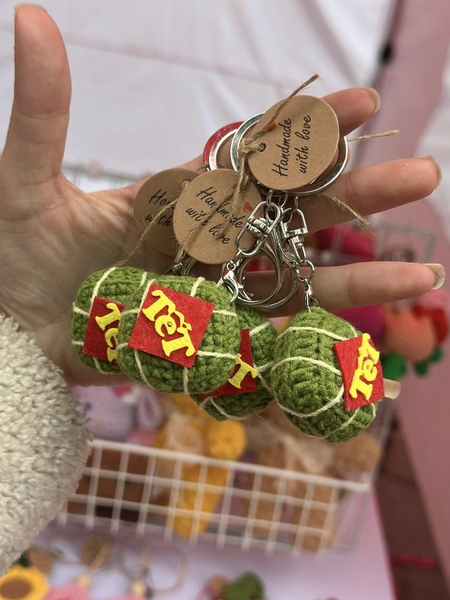 Móc khoá bánh chưng, hũ tiền