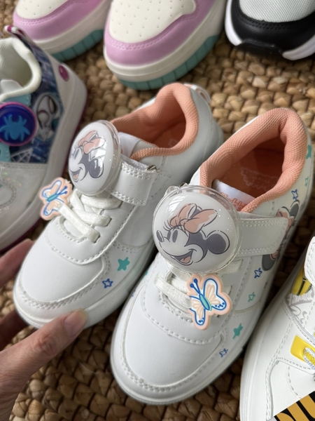 Giày Bubble Gummers Minions Exclusive Sneakers nhiều mẫu