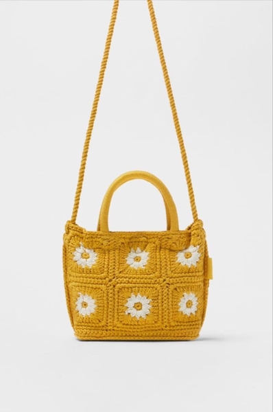 Túi vàng hoa cúc Zara crochet quai chéo