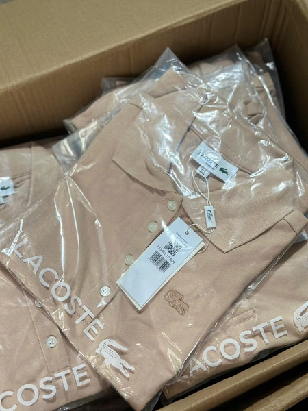 Áo cộc tay polo màu be Lacoste slim fit cho nữ