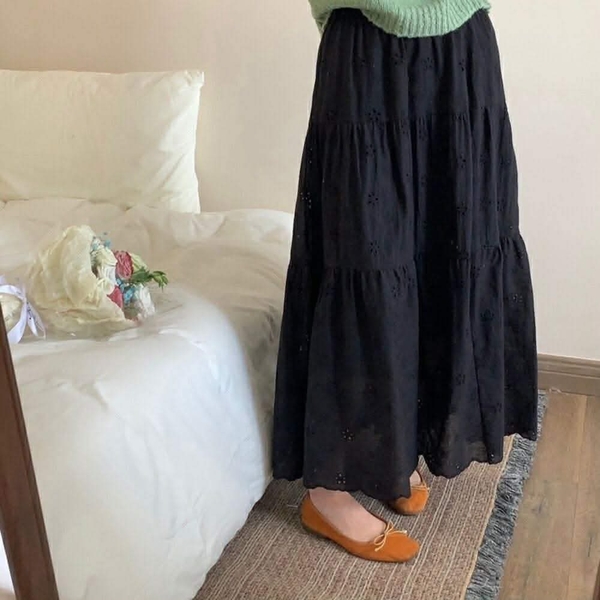 Chân váy ren thô thêu hoa freesize 4 màu đen, hồng, trắng, xanh