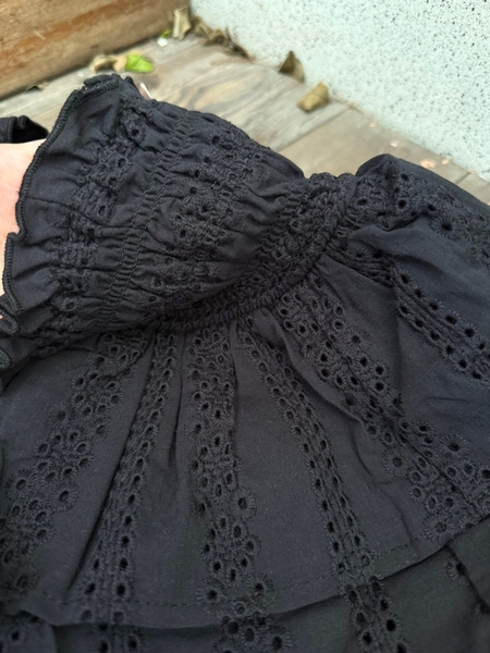 Chân váy tầng chất thô hãng Zara 2 màu trắng, đen