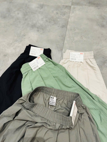 Quần dáng váy nylon culottes Uniqlo 4 màu đen, ghi, xanh lá, xanh rêu