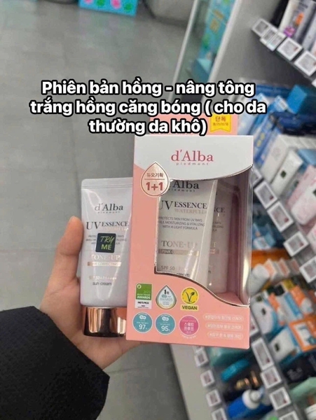 Kem chống nắng d'Alba Waterfull Tone-Up SPF 50+ PA++++ 50ml