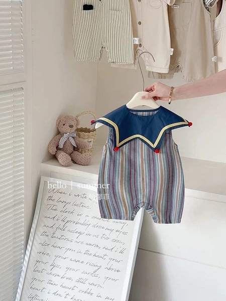 Bodysuit chú hề 2in1 cổ yếm tháo rời kèm gấu
