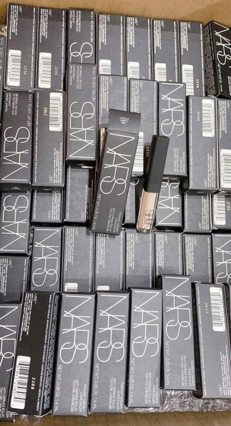 Kem che khuyết điểm NARS 1.4ml Radiant Creamy Concealer màu Vanilla (Light 2)