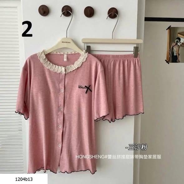 Bộ mặc nhà ren viền bèo cho nữ 2 màu hồng và ghi