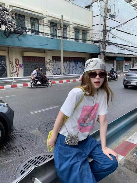 Áo phông WGWE hình kỳ lân FREESIZE 3 màu xám - trắng - vàng