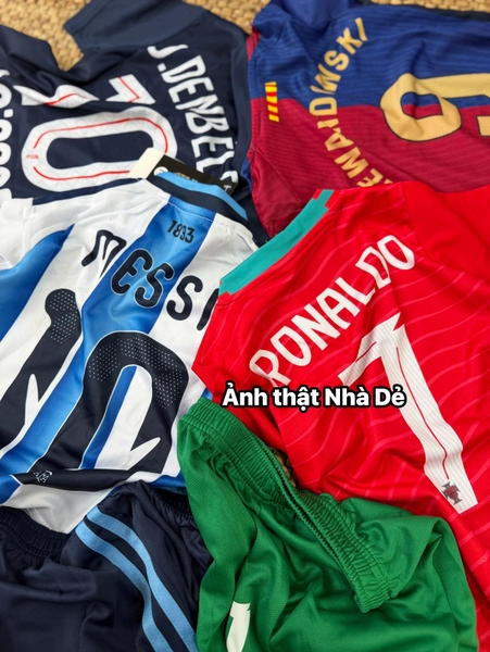 Bộ cộc tay bóng đá 4 màu Ronaldo, Qatar, Messi, Barcelona