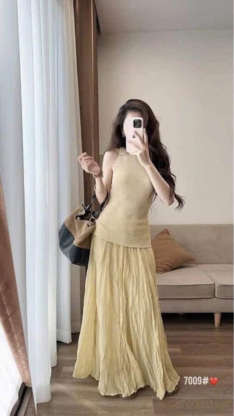 Set Y Jia áo sát nách dệt kim kèm chân váy voan dáng xòe dài 4 màu