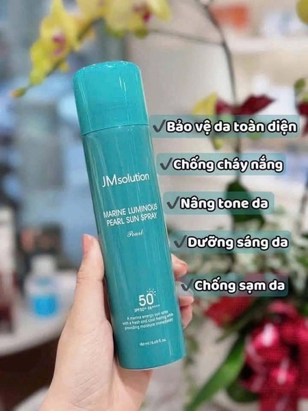 Xịt chống nắng ngọc trai 𝗝𝗠𝗦𝗢𝗟𝗨𝗧𝗜𝗢𝗡 SPF50+ 180ml