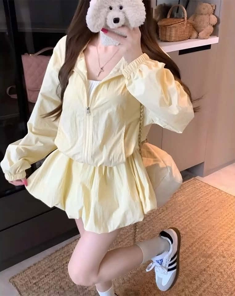 Bộ áo khoác gió chân váy bí 6 màu xanh đậm, xanh nhạt, vàng, hồng