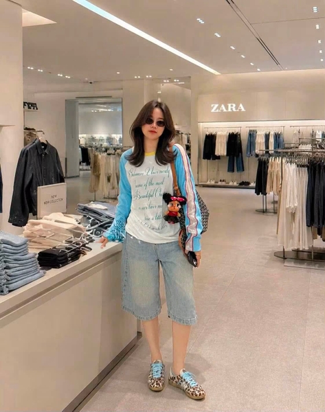 Áo cotton dài tay raglan ren phối xanh