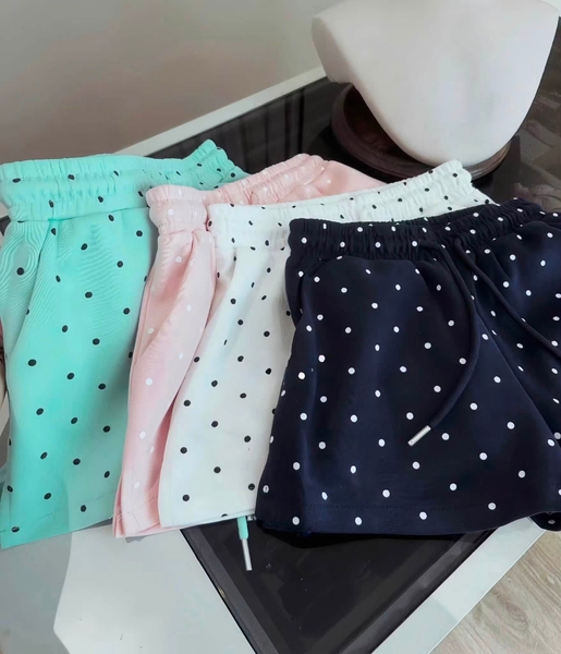 Quần sooc cạp chun chấm bi 4 màu navy, trắng, xanh, hồng