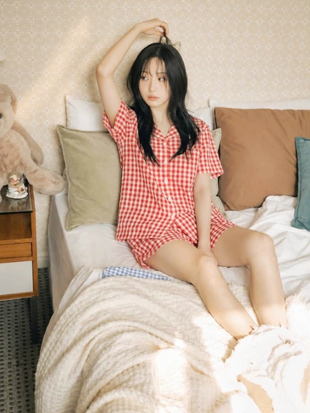 Bộ pyjama TopTen Good wear 2 màu caro đỏ, xanh