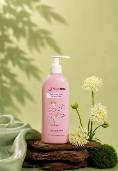 Dung dịch vệ sinh Hexacare 200ml bé gái