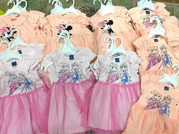 Váy cộc tay Disney chân voan 2 màu mẫu: Minnie, Elsa