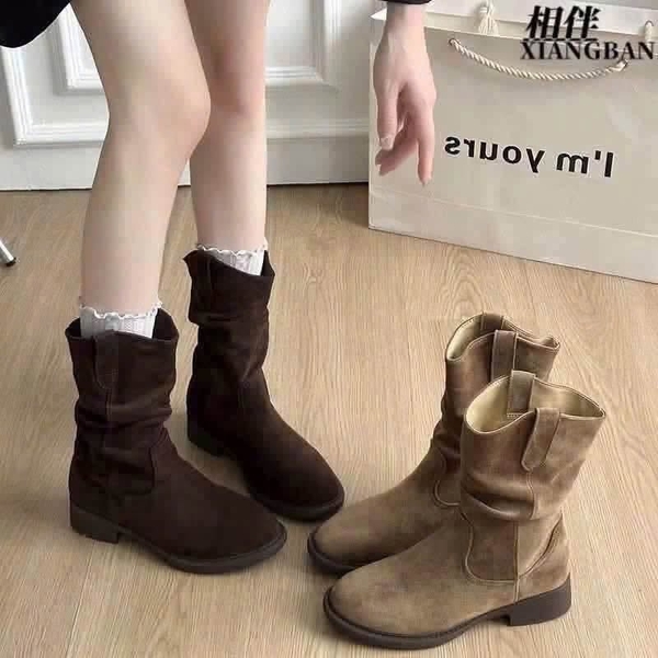Boot nữ da lộn 2 màu nâu đậm, nâu nhạt