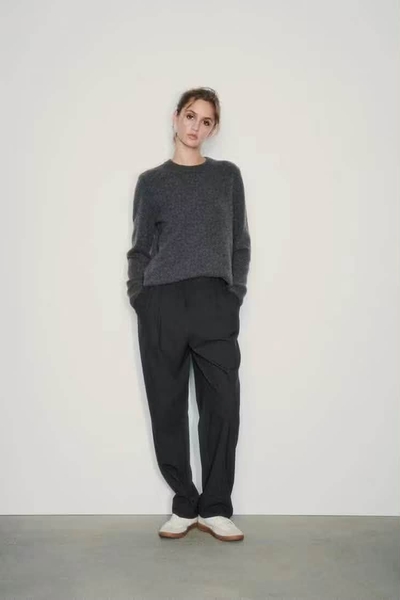 Áo len Zara basic cổ tròn 5 màu hồng, xanh mint, be, ghi đậm, ghi nhạt