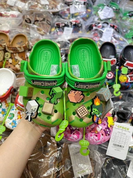 Dép sục Crocs Mine Craft 3D màu xanh lá