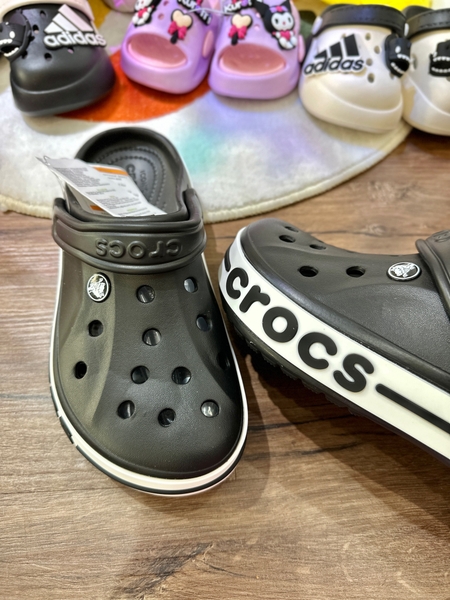 Dép Crocs Classic màu đen