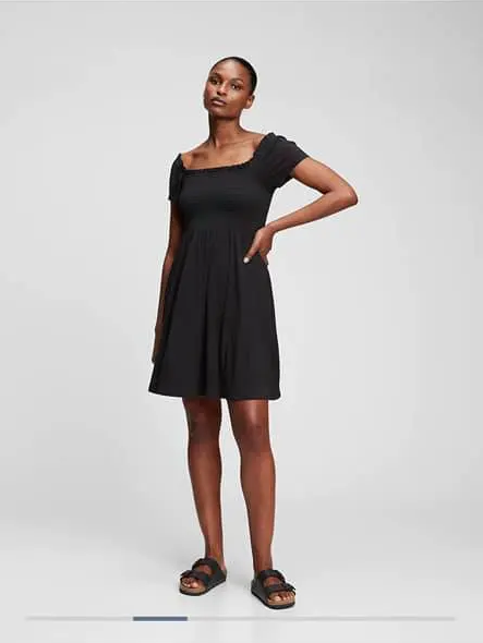 Váy cotton Gap mẹ smock ngực 3 màu xanh rêu, vàng, da báo