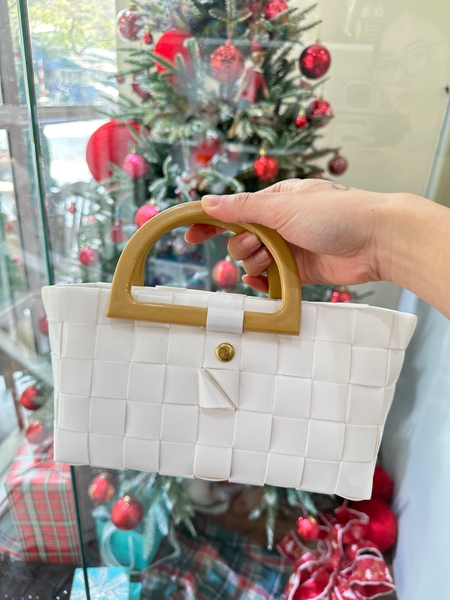 Túi xách nhỏ nhựa trắng