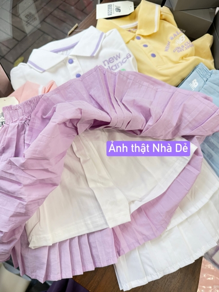 Bộ polo cộc tay New Balance màu pastel mix chân váy xếp ly 3 màu