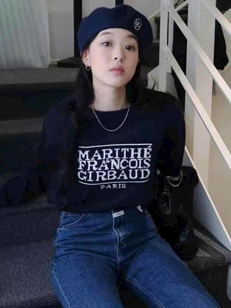 Áo len MARITHE FRANICOIS GIRBAUS PARIS 2 màu xanh, trắng