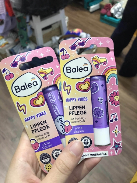 Son dưỡng không màu Balea nhiều mùi