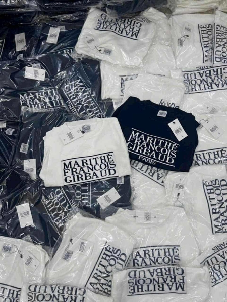 Áo len MARITHE FRANICOIS GIRBAUS PARIS 2 màu xanh, trắng