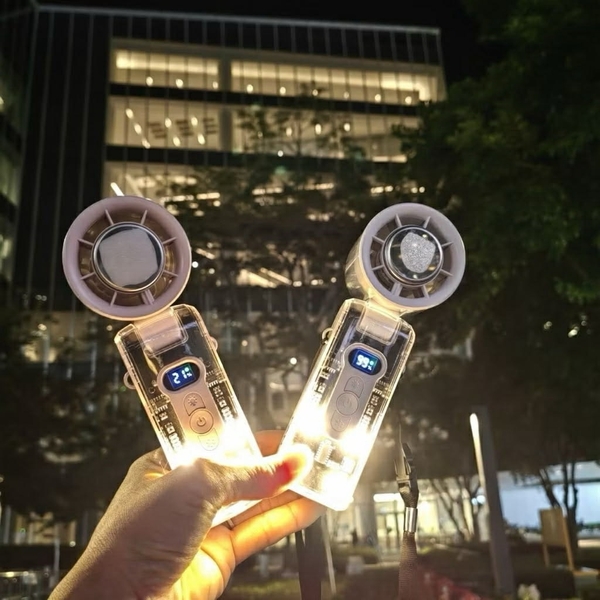 Quạt cầm tay sò lạnh tích hợp đèn FC8 High Speed Folding Cooling Fan 3 màu đen, trắng, hồng 3600mAh