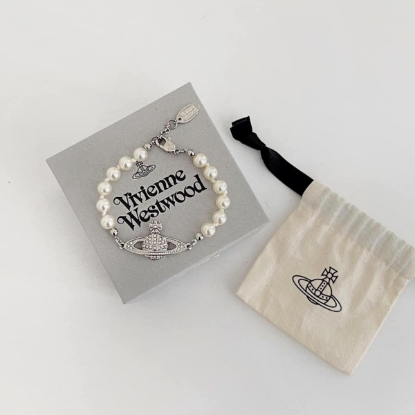 Vòng tay ngọc trai 2 màu bạc, vàng hãng Vivienne West Wood