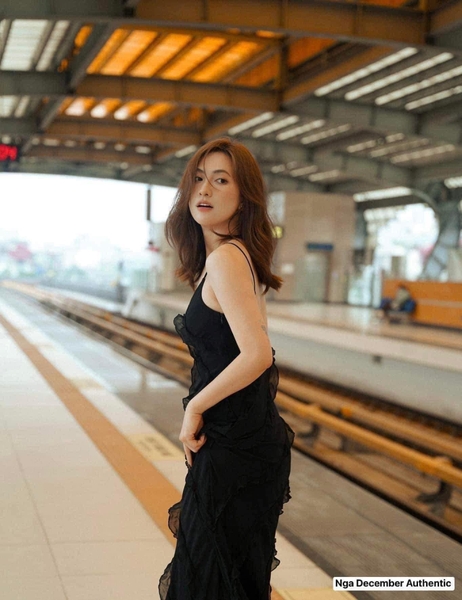 Váy 2 dây voan tầng màu đen cho nữ