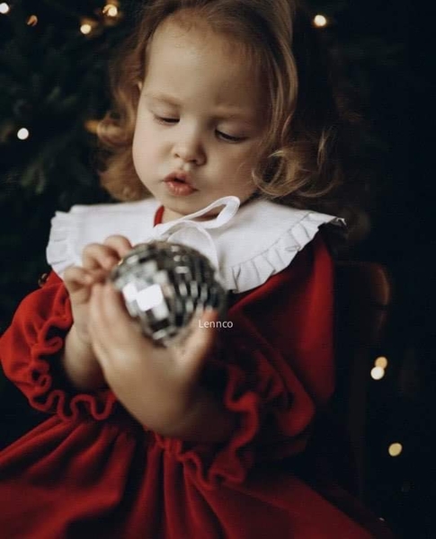 Váy nhung Lennco Noel đỏ cổ bèo trắng tay bo