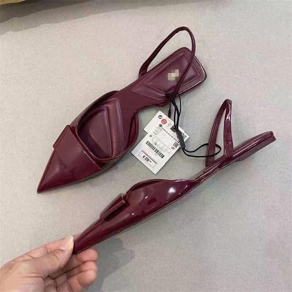 Giày bệt mũi nhọn đỏ mận Zara
