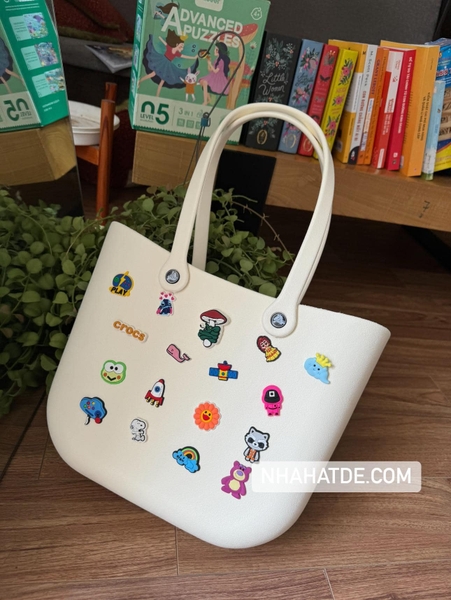 Túi Crocs nhựa vi sinh 5 màu size 33x25x10cm