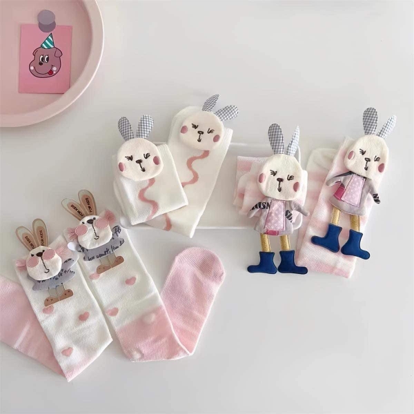 Set 3 đôi tất cao cổ hình thỏ tông trắng, hồng