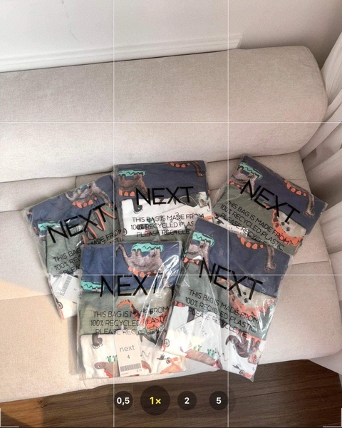 Set 3 áo cotton Next bé trai họa tiết khủng long 3 màu