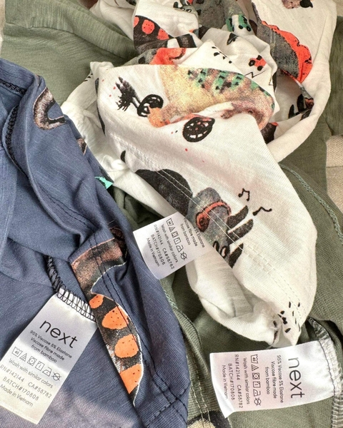 Set 3 áo cotton Next bé trai họa tiết khủng long 3 màu