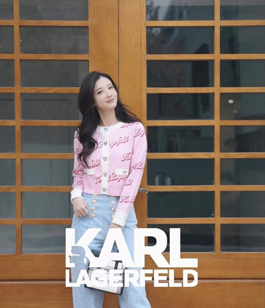 Áo khoác len cardigan Karl Largefeld 2 màu hồng, đen